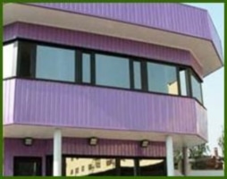 Пример здания №6 с металлическими фасадными панелями